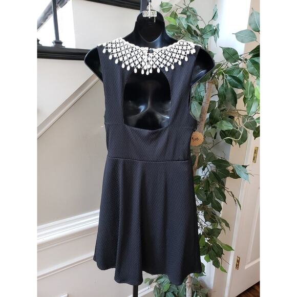 Free People Sheath Dress Womens M Black Lace Round Neck Sleeveless Keyhole Back - Picture 4 of 13